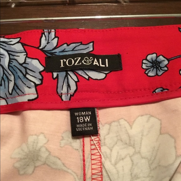 roz & ali signature fit ankle pants - Picture 4 of 6